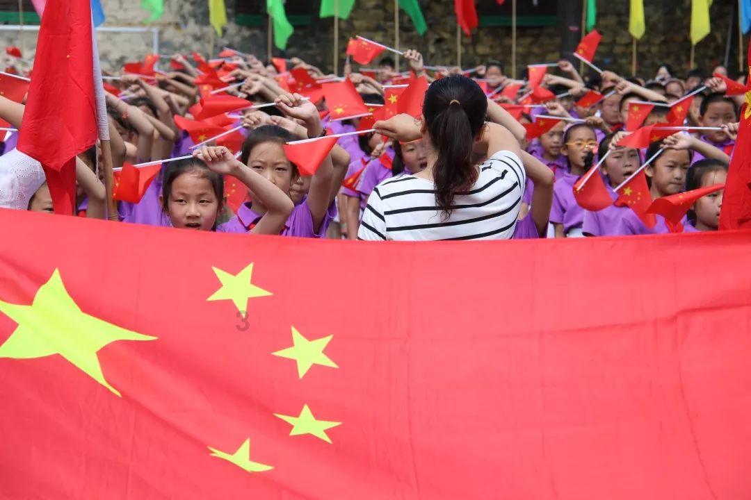 提升“内功”正当时 代表委员共话民企扬帆出海