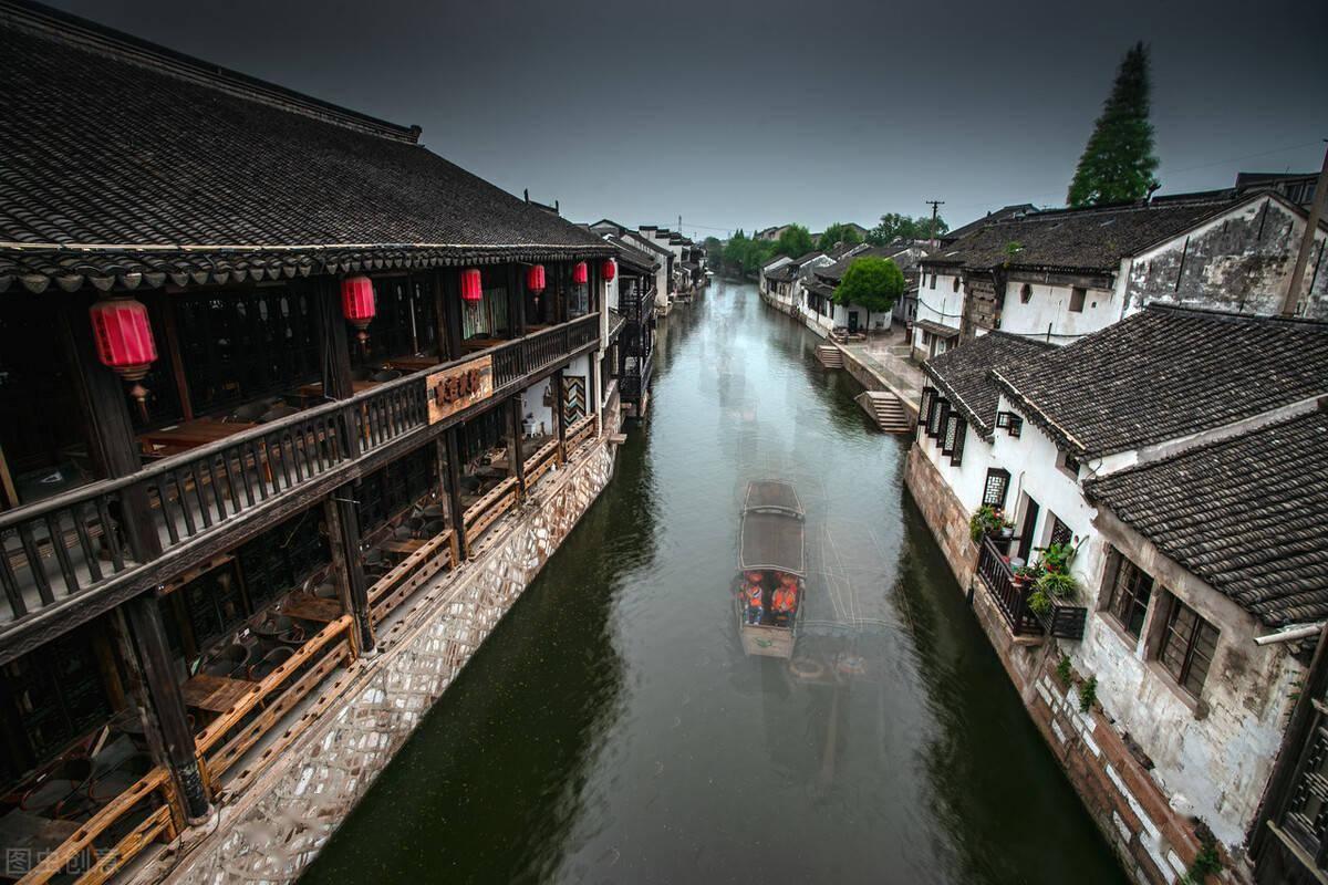 逃离绿色山谷